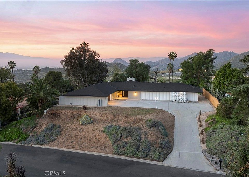 1st image of 20079 Westpoint Dr