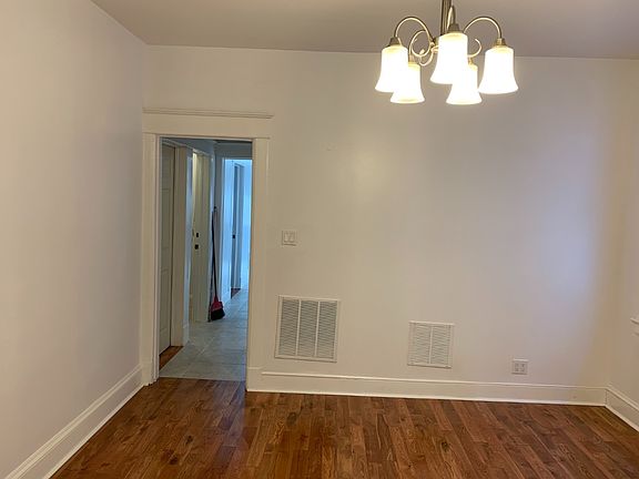 5th image of 1126 Forest Ave
