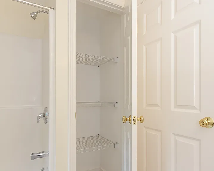 4 Jessica Ln #4A — Photo 15