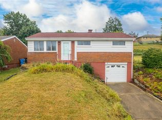 71 Claireview Dr, Carnegie, PA 15106