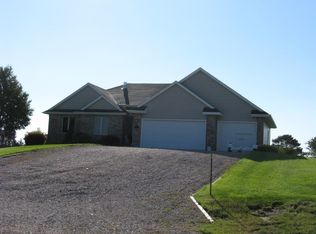 145 Prairie Dune Dr, Ogallala, NE 69153