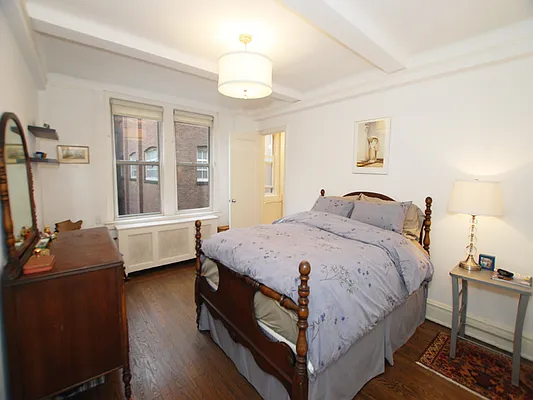 Sold by Sotheby's International Realty | media 9