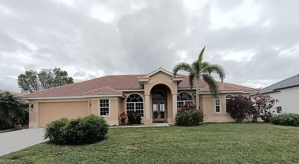 18463 Royal Hammock Blvd, Naples, FL 34114 MLS 223093080 Zillow