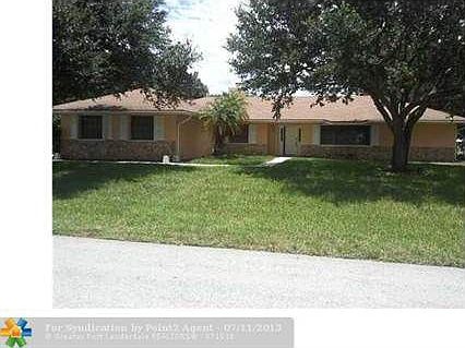 2nd image of 11231 NW 27th St