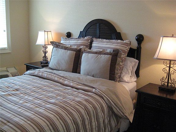 4th image of 430 W Glenn Ave Unit 313