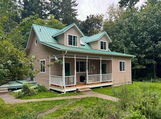 11080 NE 272nd St, Kingston, WA 98346