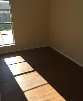 3rd image of 3403 Carol Ann Dr #A