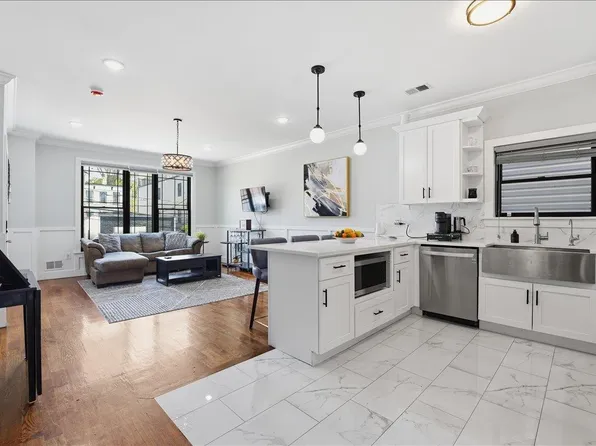 127 Zabriskie St, Jersey City, NJ 07307