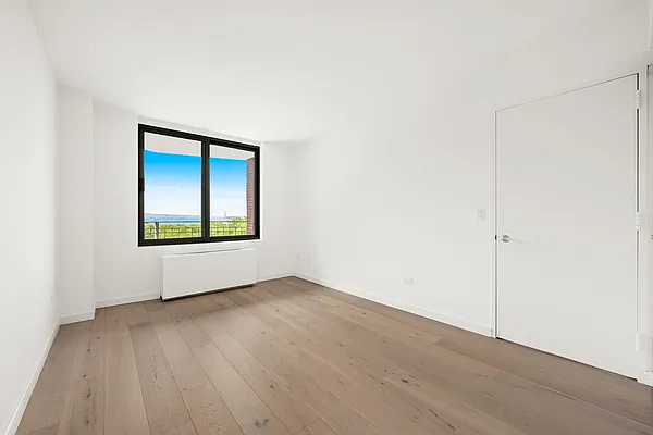 Rented by Compass | media 12