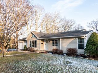 216 Vancouver Ave, Warwick, RI 02886