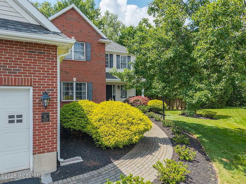 3rd image of 16 Callaway Circle