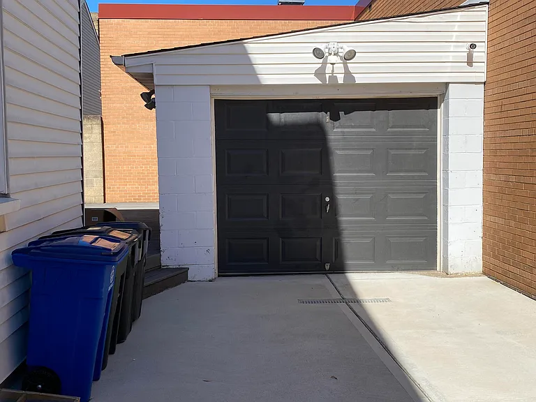 1715 Mary St — Photo 21