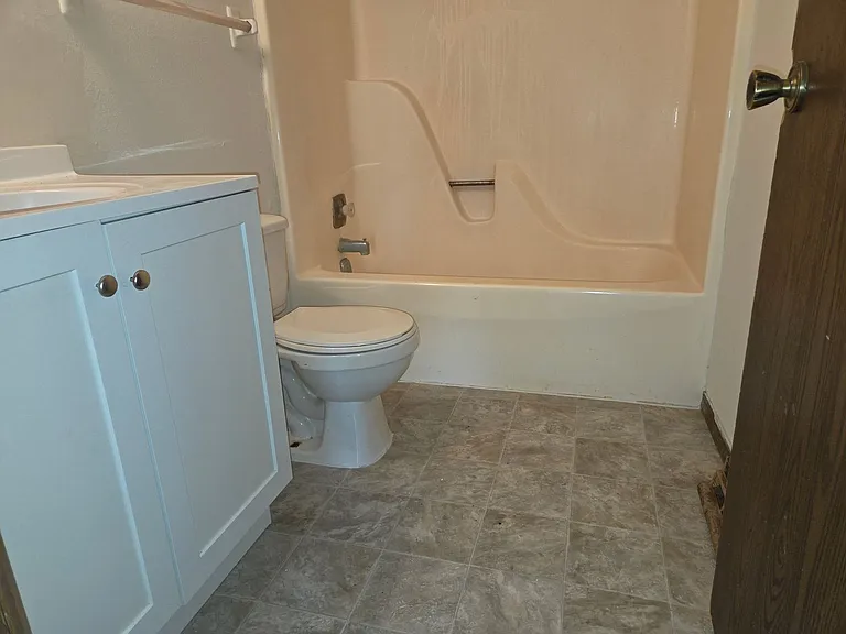 4425-4427 E Santa Anna Dr — Photo 5