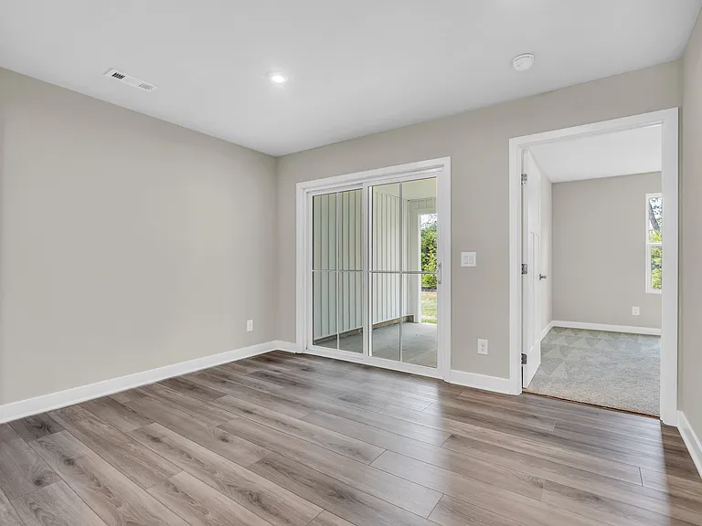 1292 Divot Cir — Photo 11
