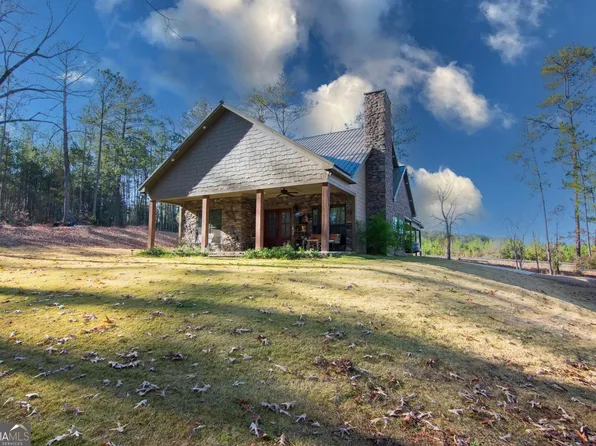 218 Jenkins Dr, West Point, GA 31833