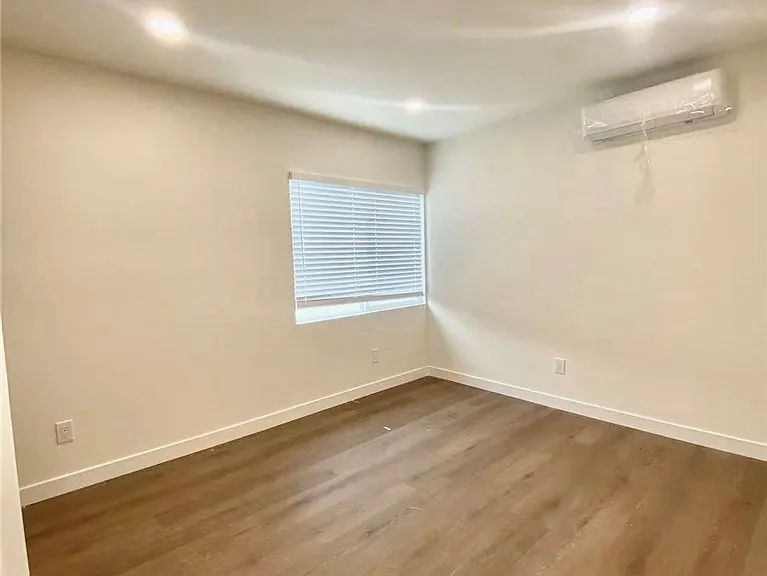 920 W Olive Ave #1 — Photo 5