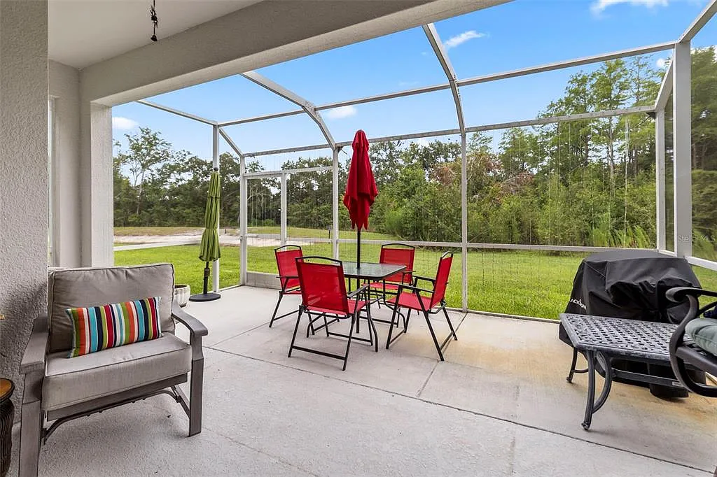 3 bed, 2.5 bath, 1920 sqft, $2,950 — Photo 4