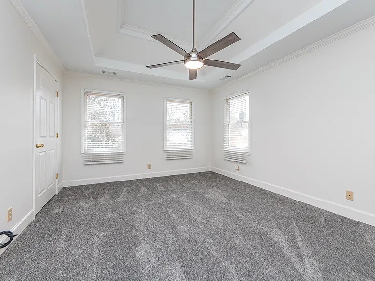 225 Autumn Trace Ct — Photo 14
