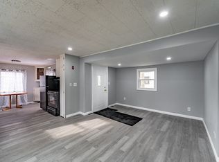 76 Pioneer Way, Springfield, MA 01119