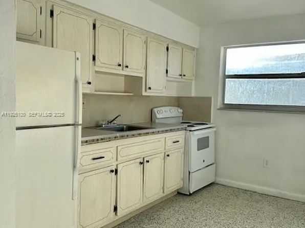 129 NE 80th Ter #8, Miami, FL 33138