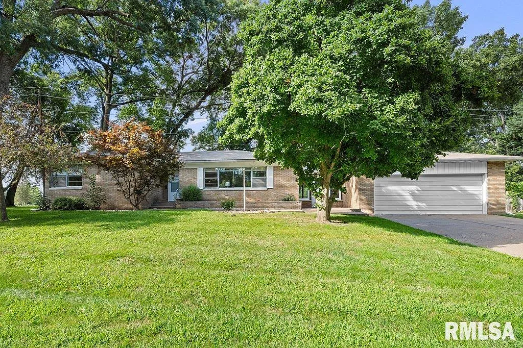 5105 34th Ave photo 1
