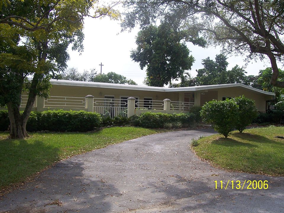 1st image of 6740 SW 69th Ter
