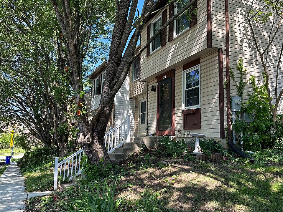 Front of 5811 Rowanberry
