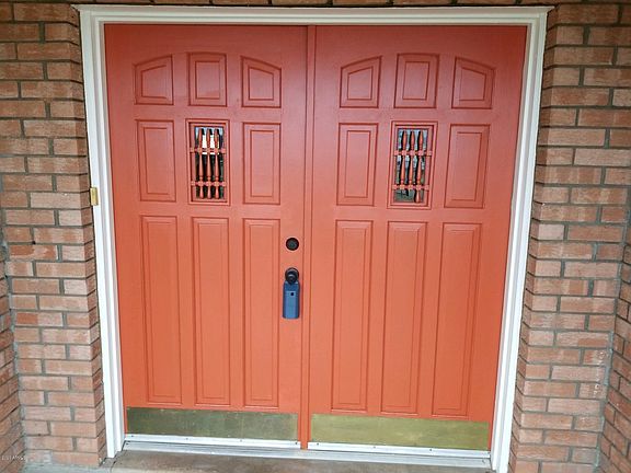5th image of 4958 S Santa Aurelia Ave