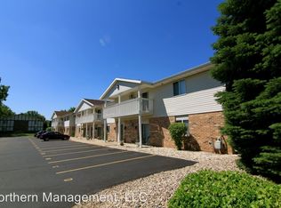 716 E 2nd St APT 103, Fond Du Lac, WI 54935