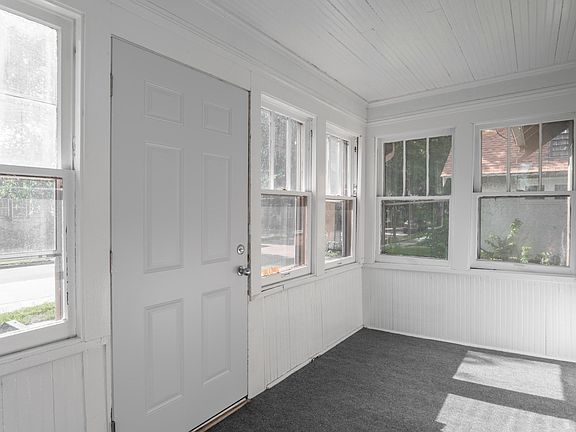 2nd image of 4020 Emerson Ave N