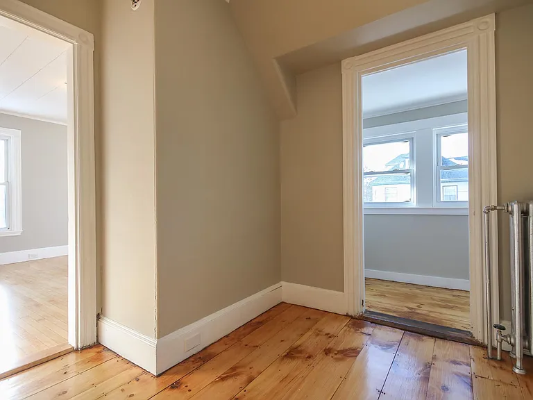 169 Glenwood Ave #2 — Photo 34