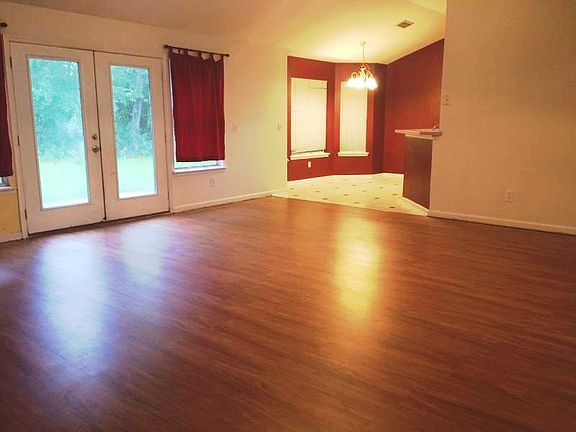 Great room into bre