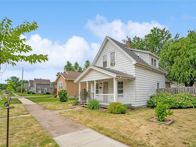 1206 9th St NW, Cedar Rapids, IA, 52405
