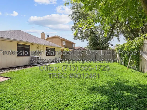 3734 Varla Ln, Houston, TX 77014