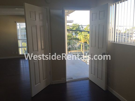 4th image of 2427 4th St APT 201