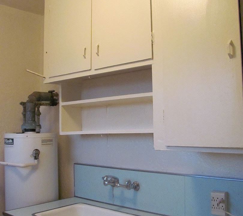 1st image of 419 1/2 Princeton Dr SE