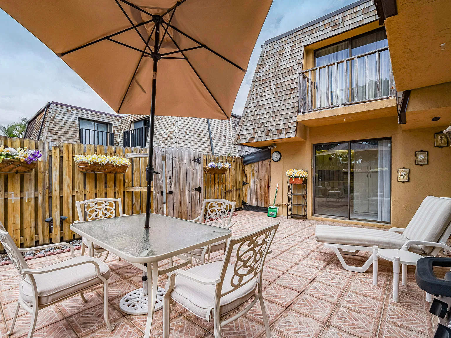 2 bed, 2.5 bath, 1170 sqft, $3,500 — Photo 1