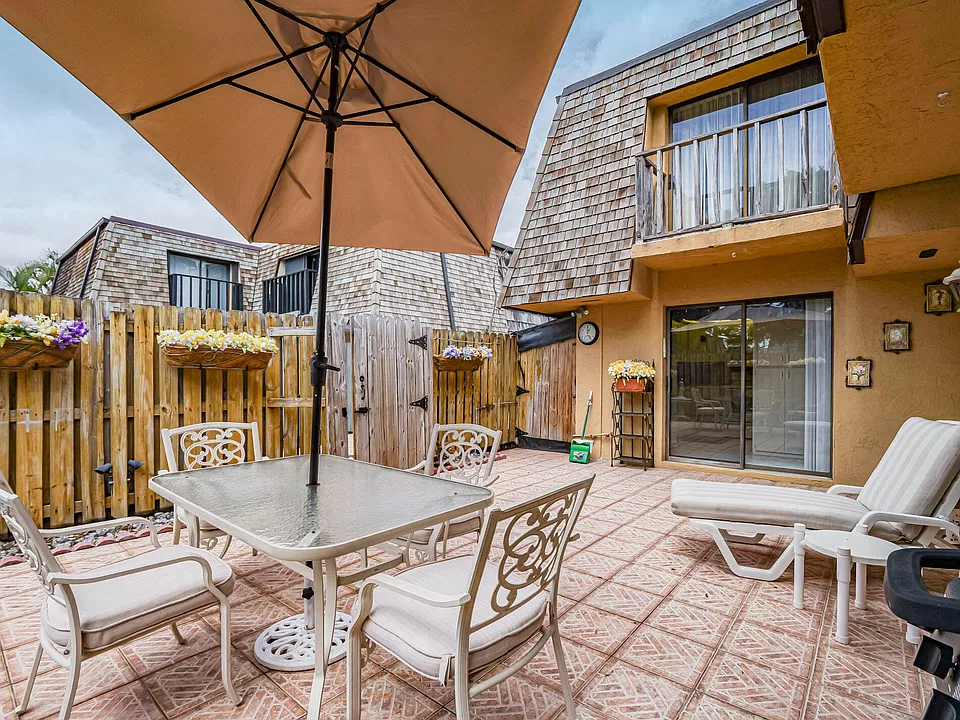 510 N Tropic Ln #10D