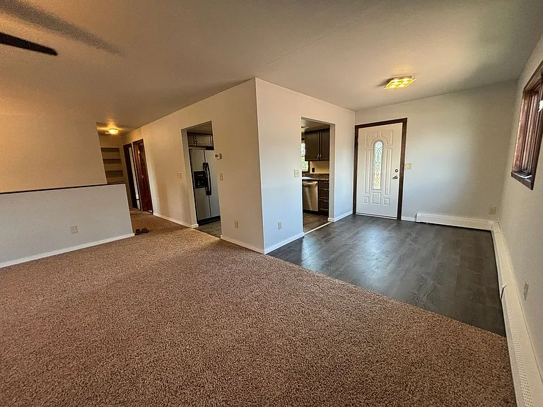2812 Gillam Way — Photo 5