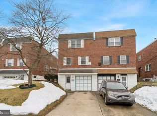 8921 Turton Dr, Philadelphia, PA 19115