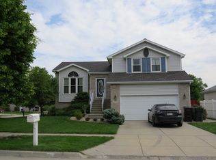 1001 W Dilin St, Lincoln, NE 68521