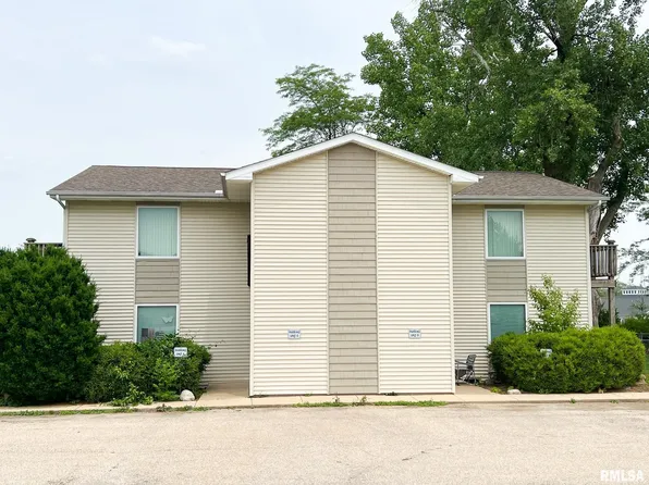 113 High Oak Dr, East Peoria, IL 61611