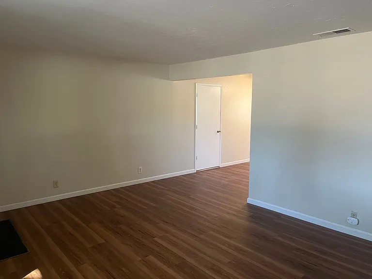 16881 Antelope St — Photo 9