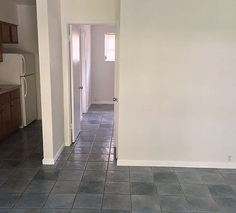 2nd image of 12609 NE 13th Ave APT 10