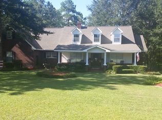 45 W Temple Rd, Petal, MS 39465
