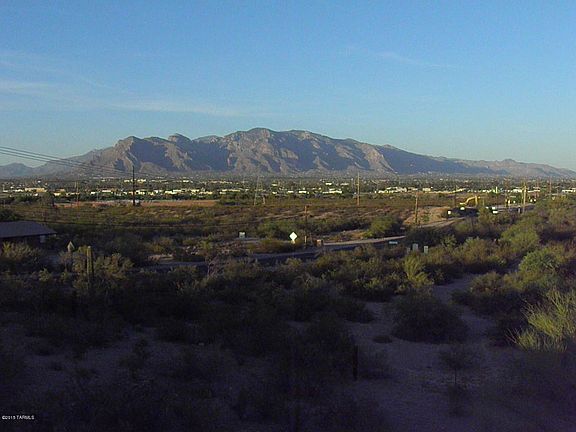 4th image of 3841 W El Camino Del Cerro