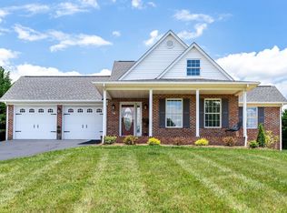 86 Gloucester Rd, Stuarts Draft, VA 24477