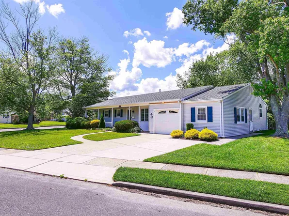 8 Malvern Rd, Somers Point, NJ 08244