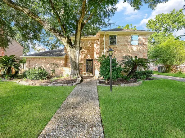 17623 Bent Cypress Dr, Spring, TX 77388