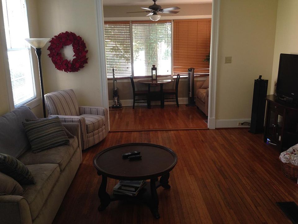 View Living to Front Room